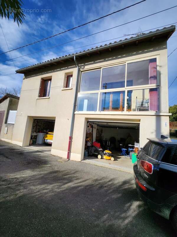 Appartement à SAINT-JUNIEN