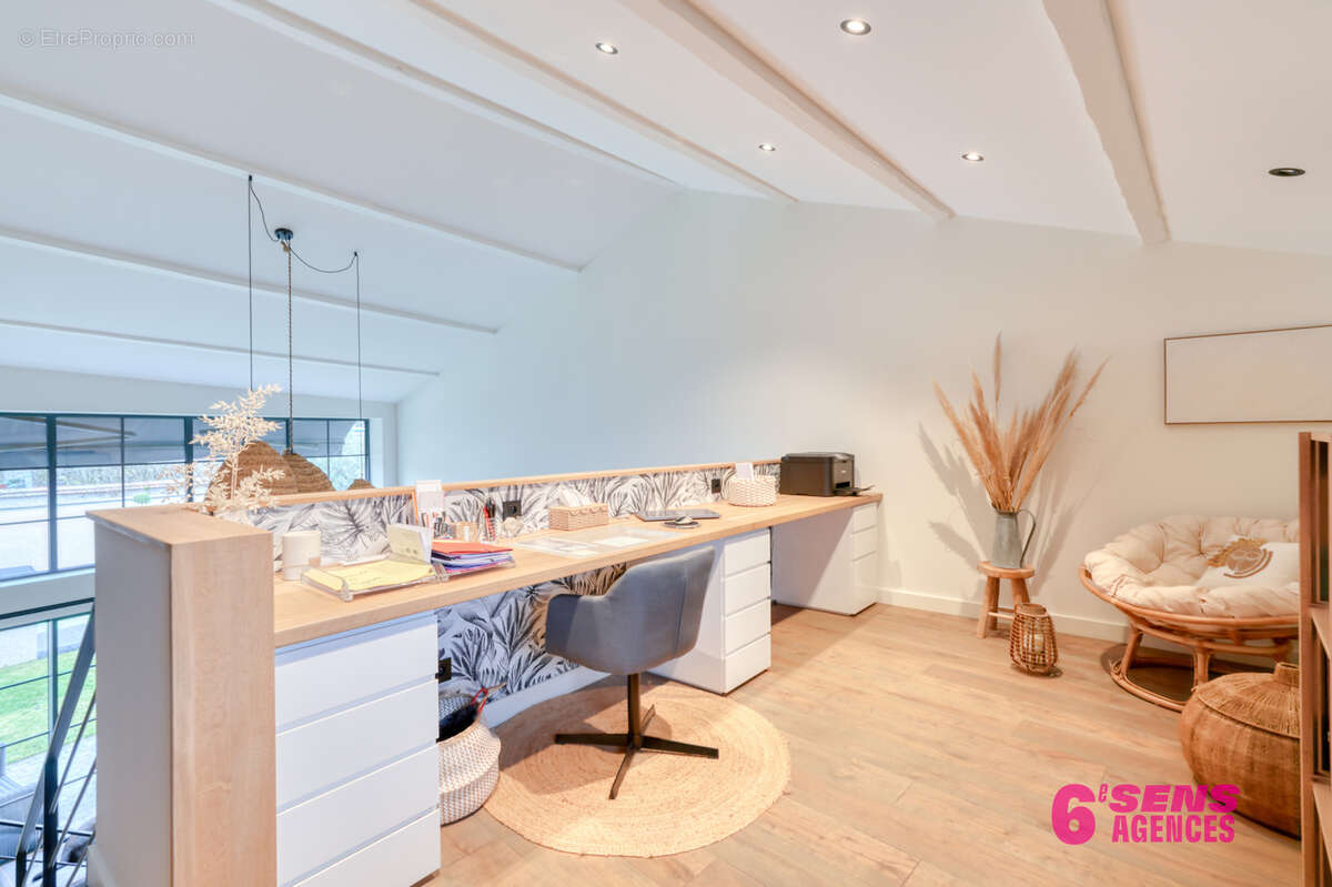 Maison à SAINT-BONNET-DE-MURE