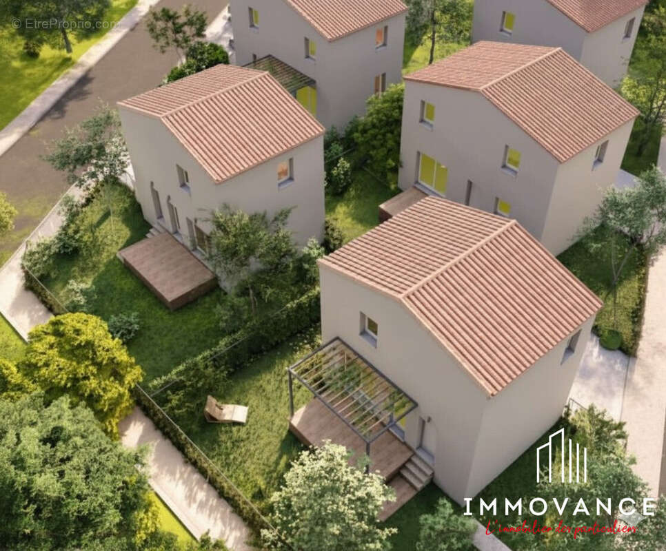 Maison à COURNONTERRAL