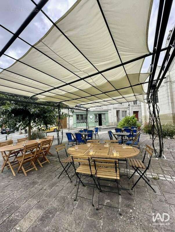 Photo 9 - Commerce à SAINT-EPAIN