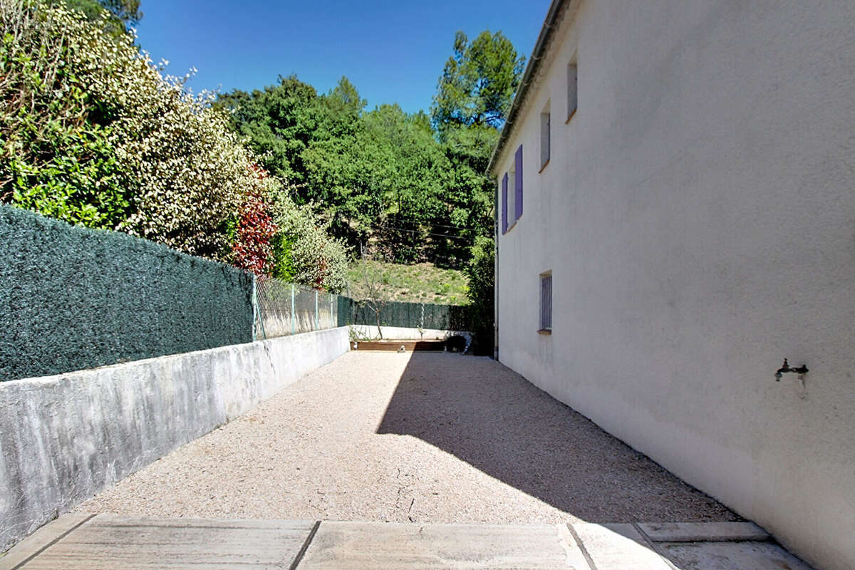 Maison à TARADEAU