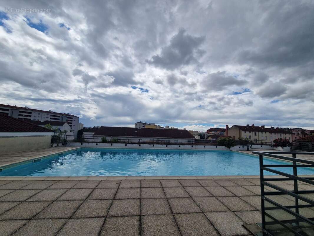 Appartement à VILLEURBANNE