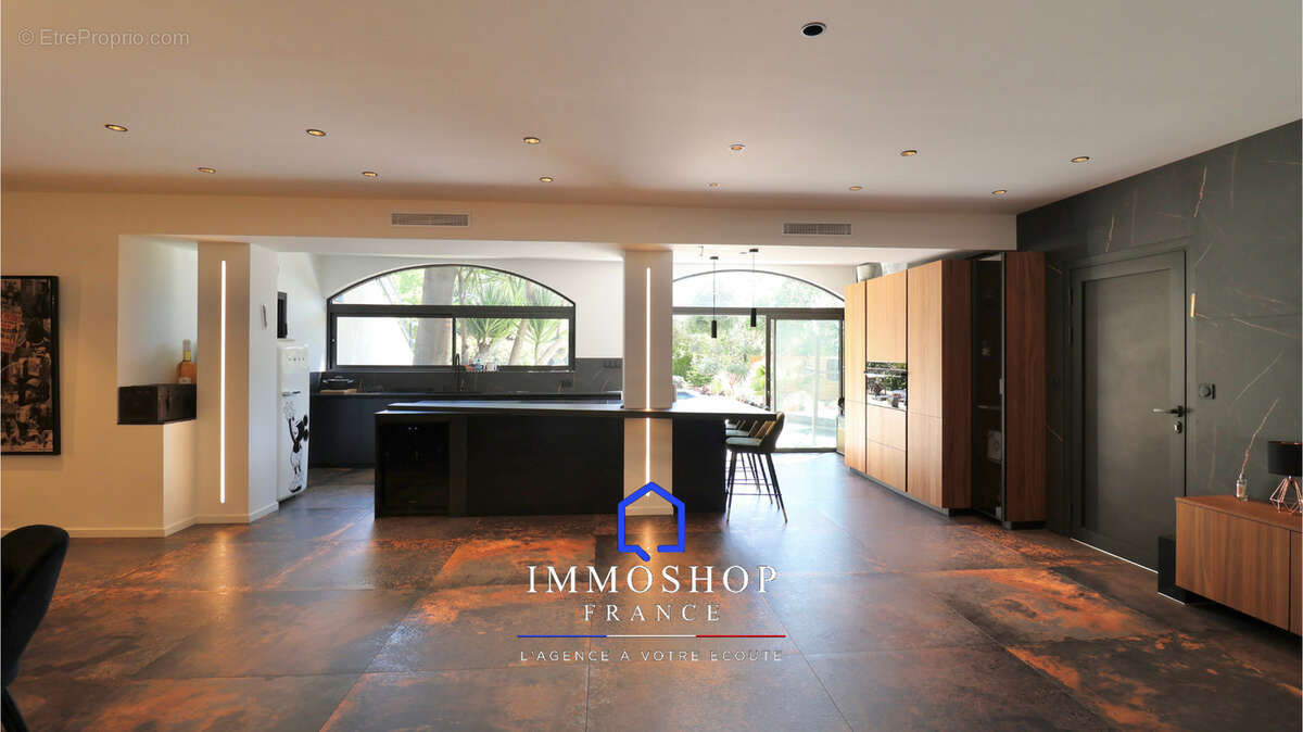 Maison à MARSEILLE-12E