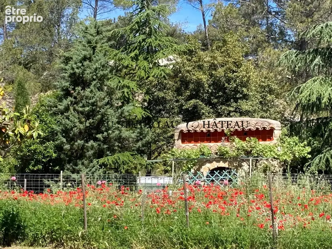 Aix en Provence, belle bastide traditionnelle avec garage sur  5000M2 sans vis-à-vis, la campagne à la ville - photo 10