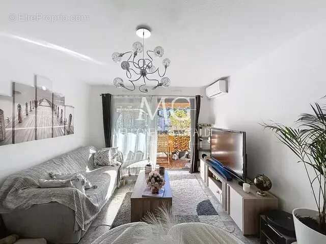 Appartement à LE CANNET