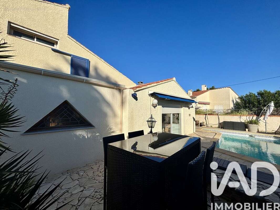 Photo 2 - Maison à SAINT-LAURENT-DE-LA-SALANQUE