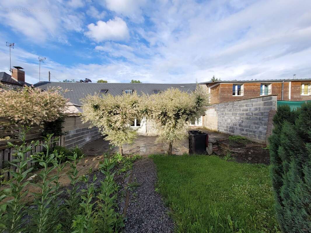 Maison 95 m² à Avesnes-Sur-Helpe  - photo 7