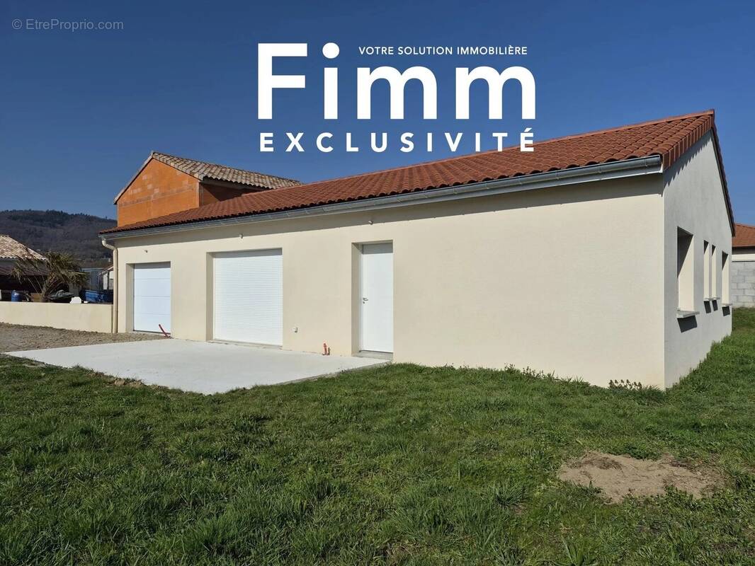 Maison à FELINES
