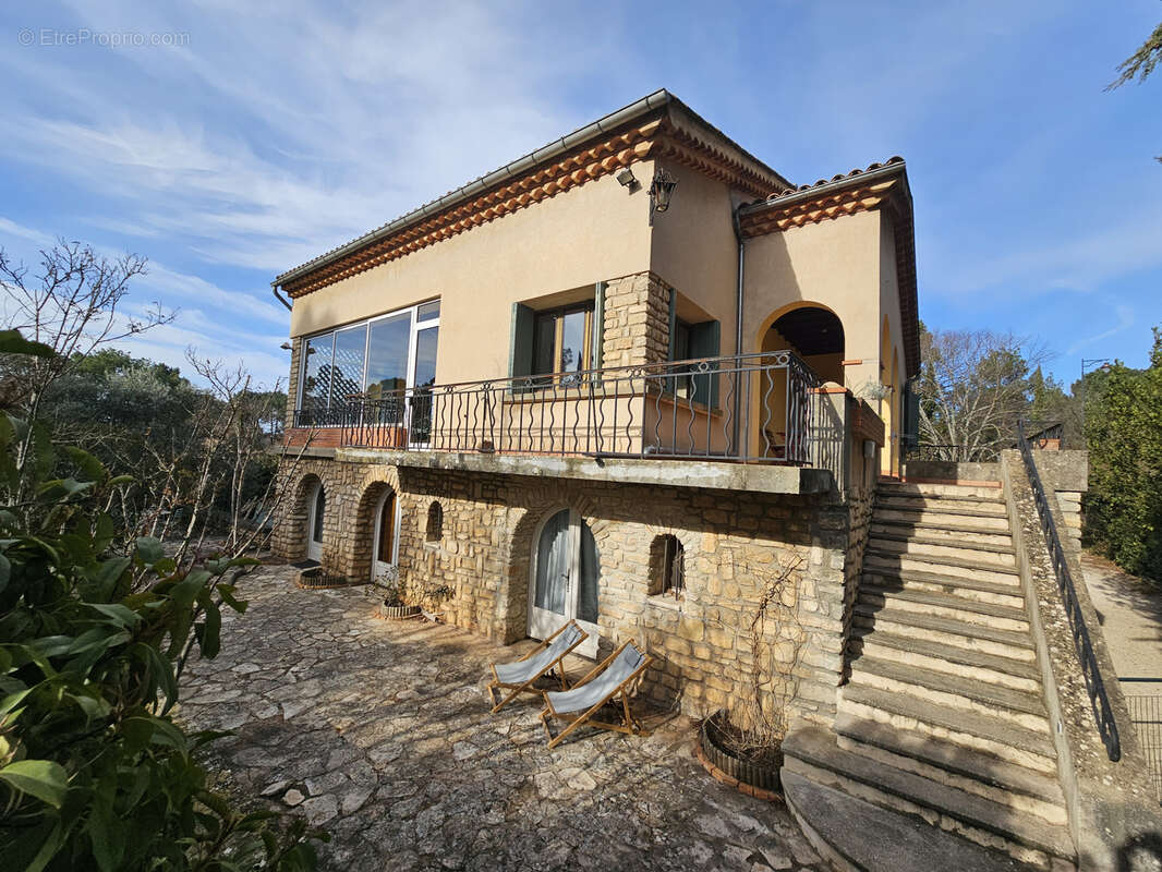 Maison à ROUSSILLON