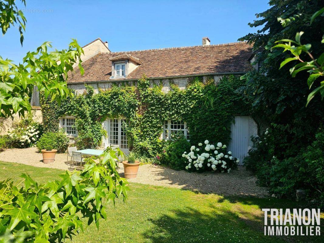 Maison à FEUCHEROLLES