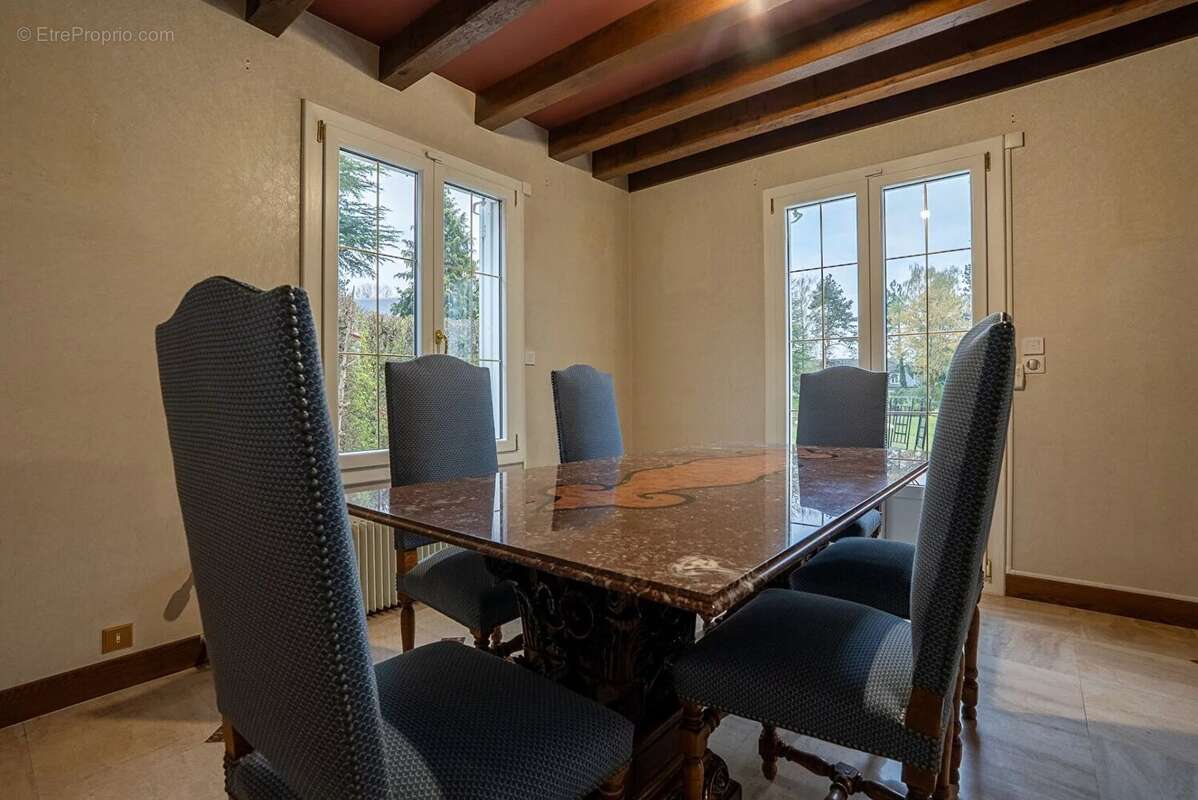 Maison à NOISY-LE-ROI