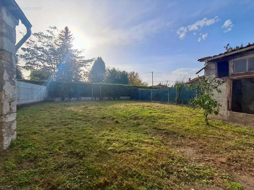 Appartement à GOURDAN-POLIGNAN