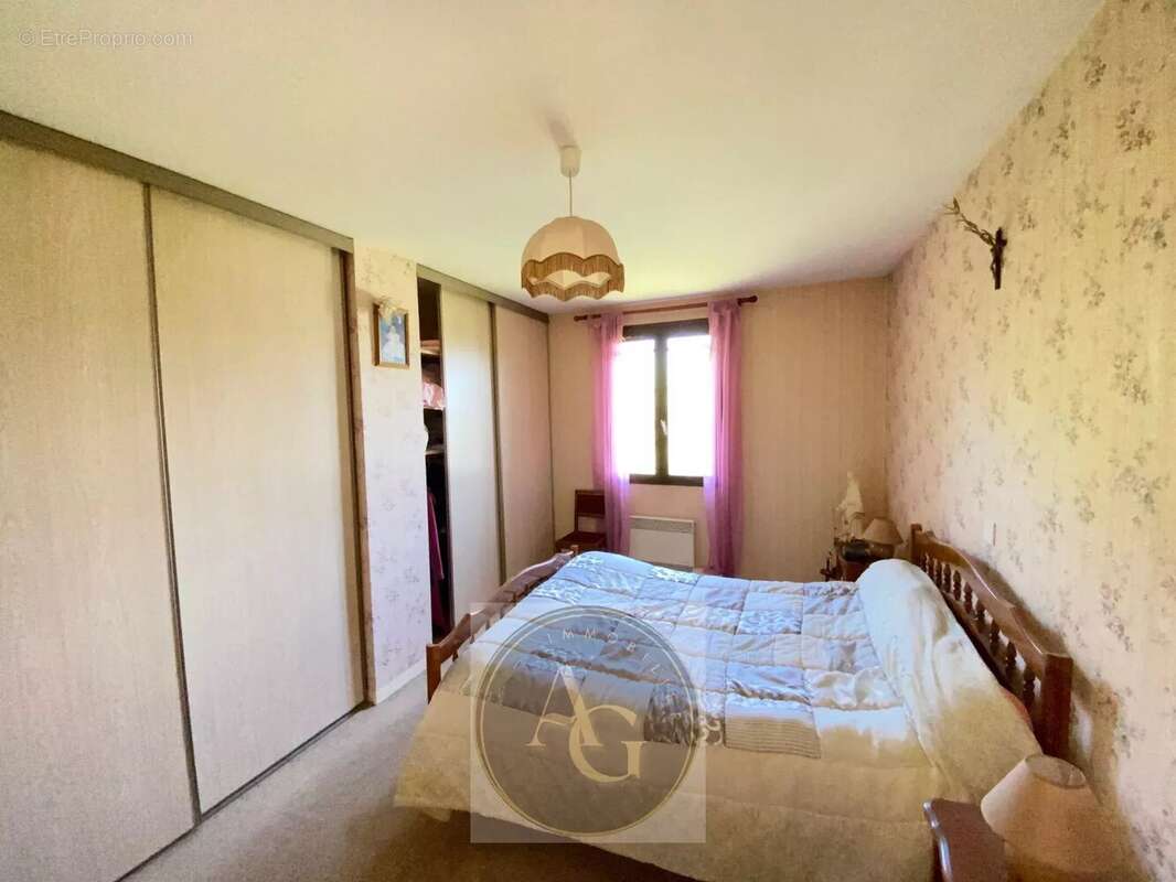 Maison à FENDEILLE