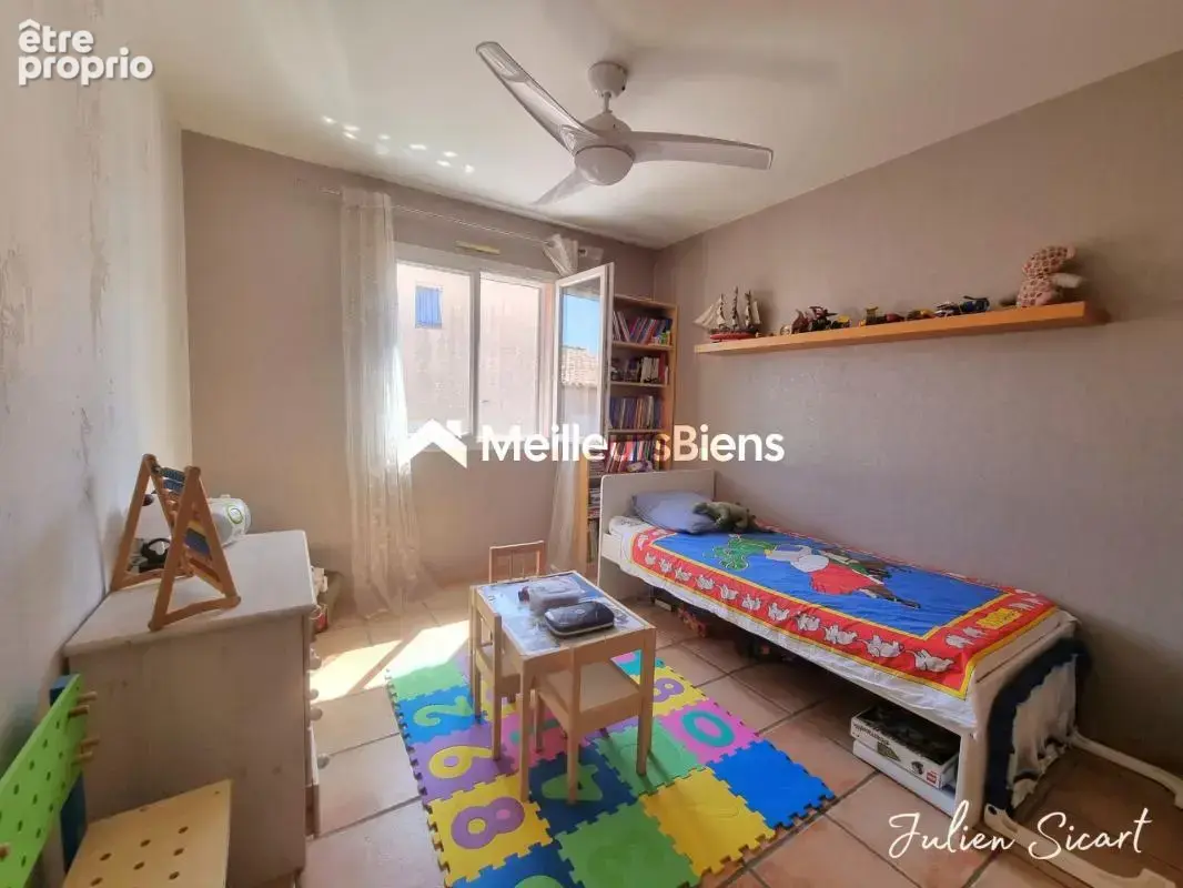 Maison familiale de 161 m² avec grand garage, jardin et piscine - photo 13
