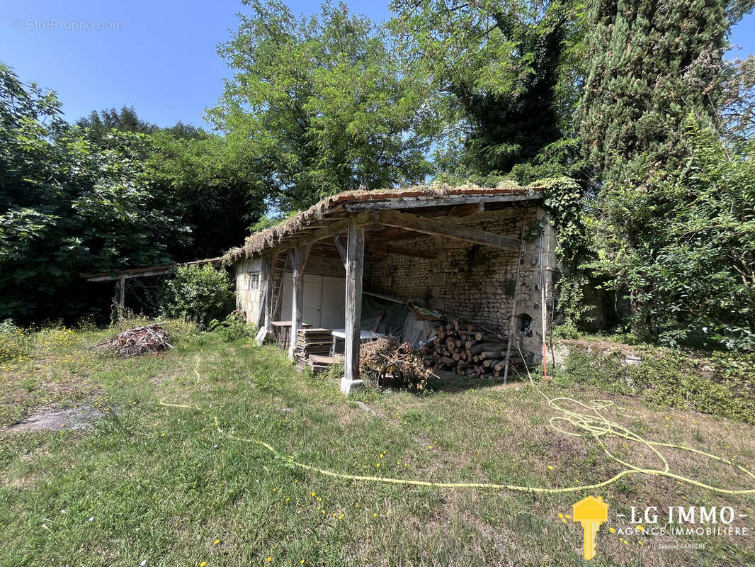 Maison à MORTAGNE-SUR-GIRONDE