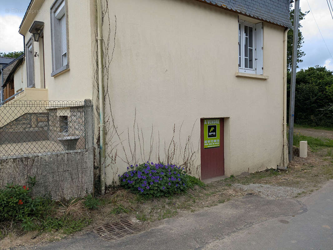 Maison à SAINT-SERVANT