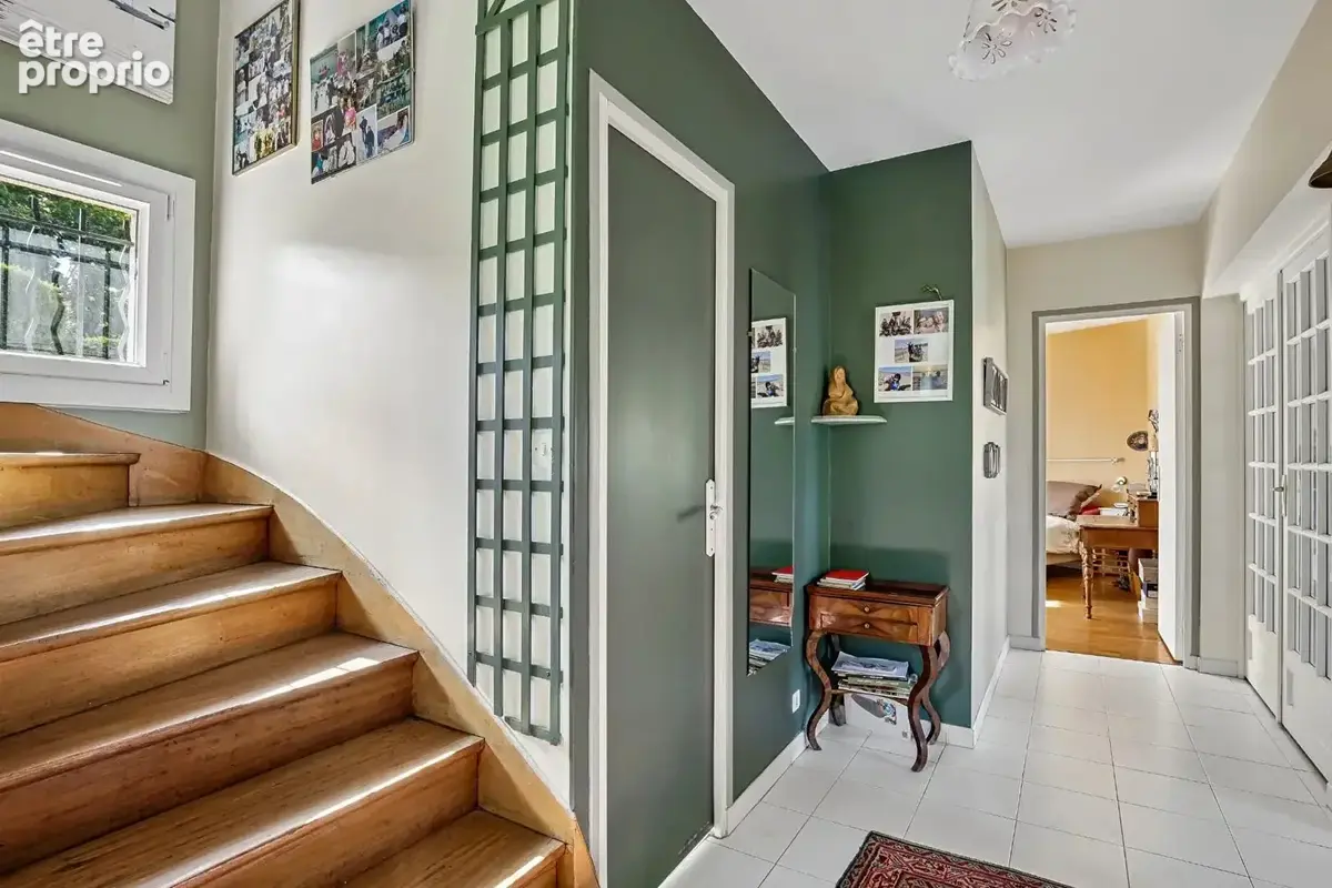 Croissy sur seine - maison familiale de 176 m² - 5 chambres - terrain de 867 m² - photo 9