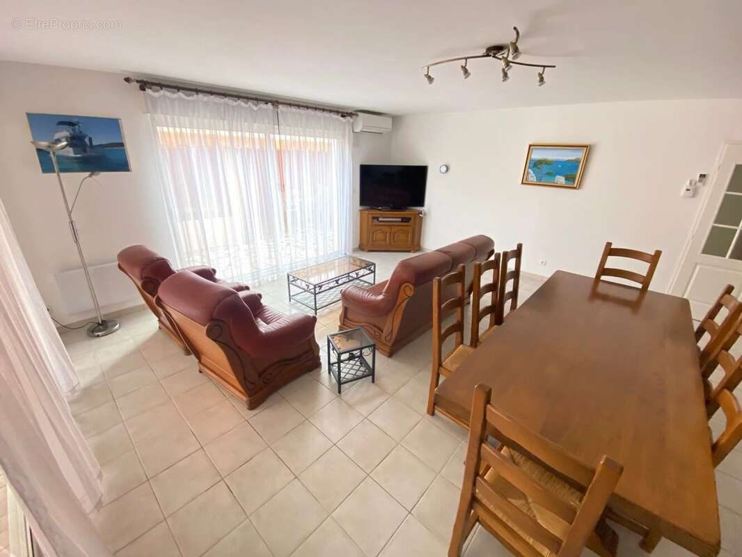 Maison à LA LONDE-LES-MAURES