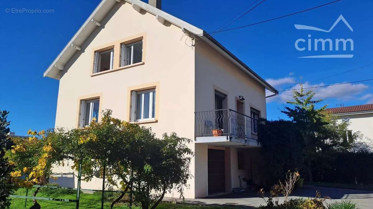 Maison à BOURGOIN-JALLIEU