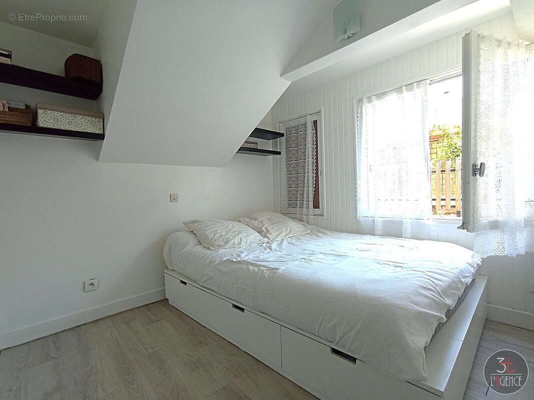 Appartement à FONTENAY-SOUS-BOIS