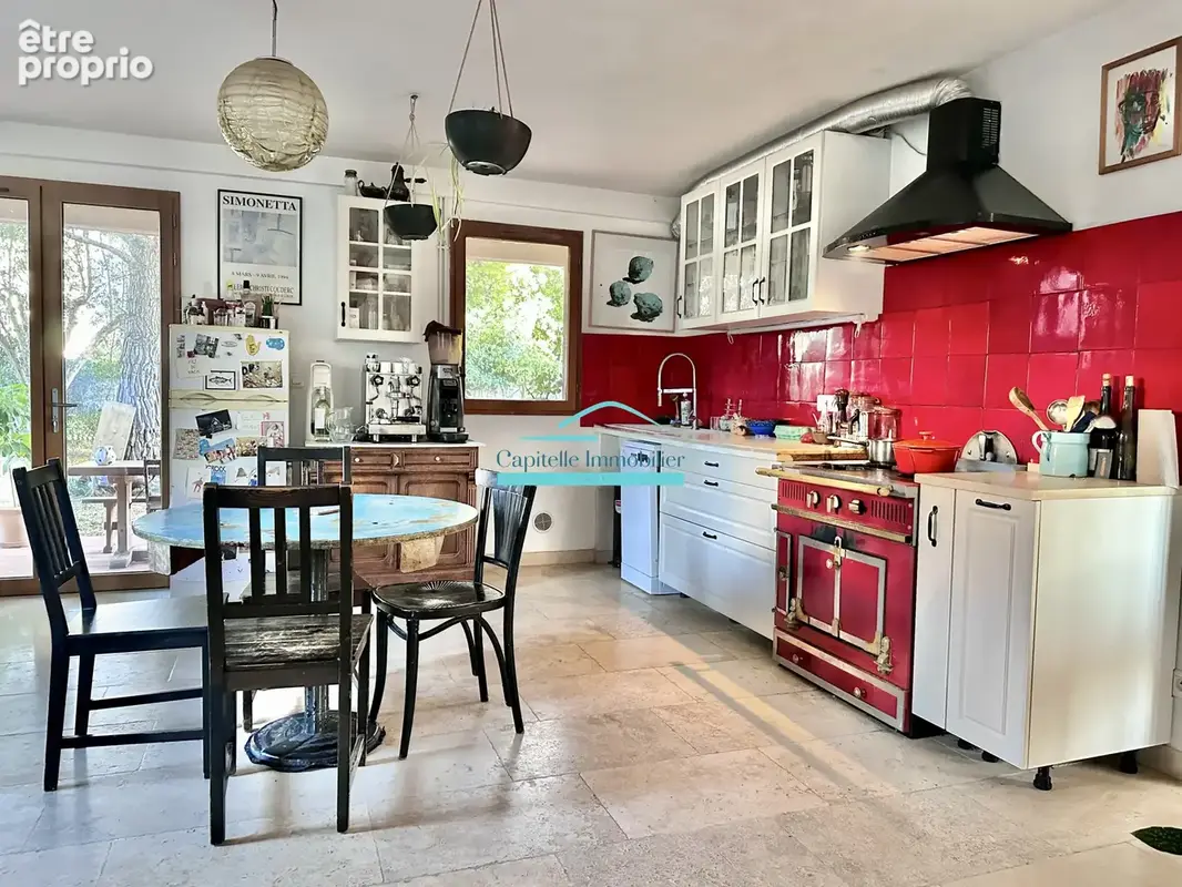 Vic la Gardiole grande villa T6 terrain 465m2 - photo 4