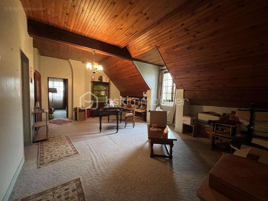 Maison à ORVILLIERS