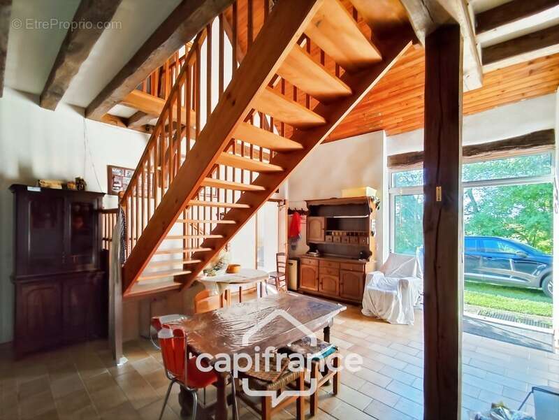 Maison à BESSE-SUR-BRAYE