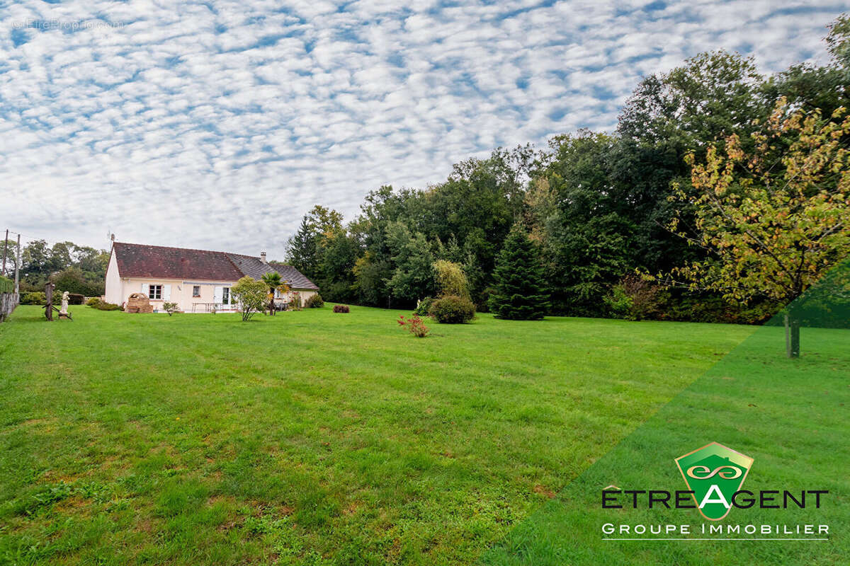 Maison à LONGNY-AU-PERCHE