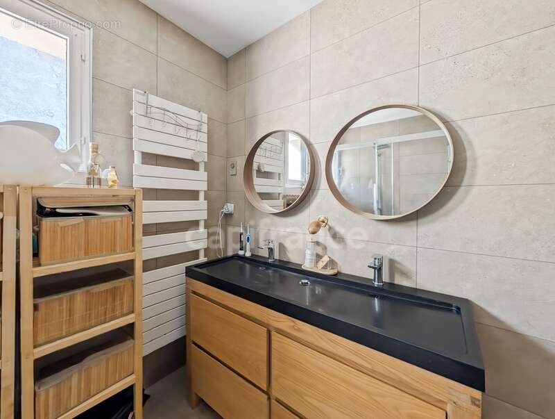 Maison à SAINT-MARCEL