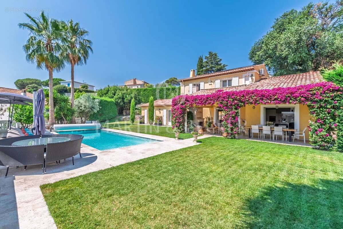 Maison à CAGNES-SUR-MER