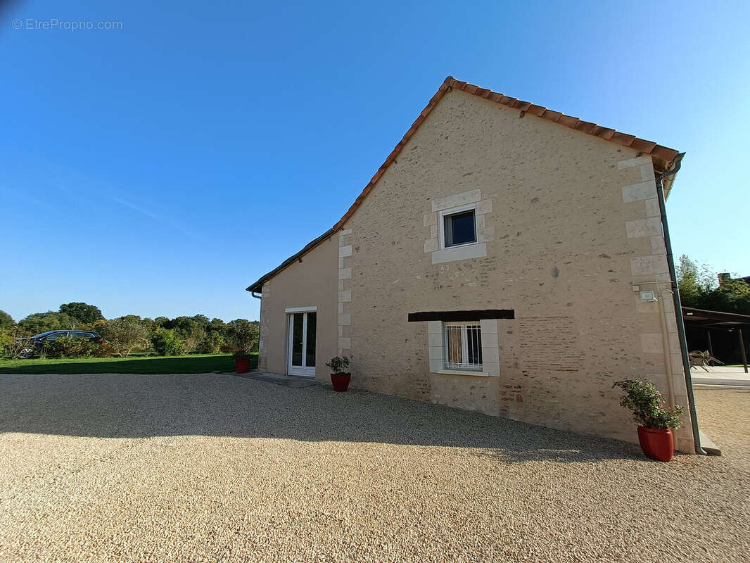 Maison à PAIZAY-LE-SEC