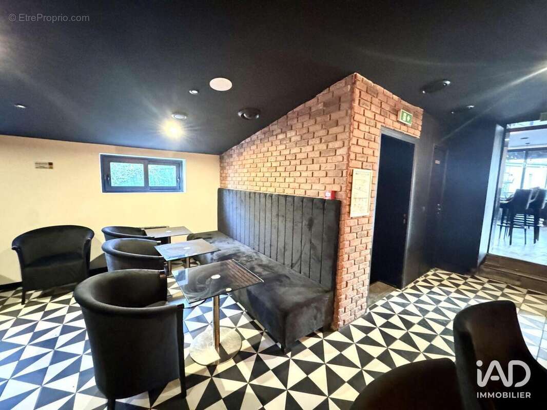 Photo 5 - Commerce à MONTMORENCY