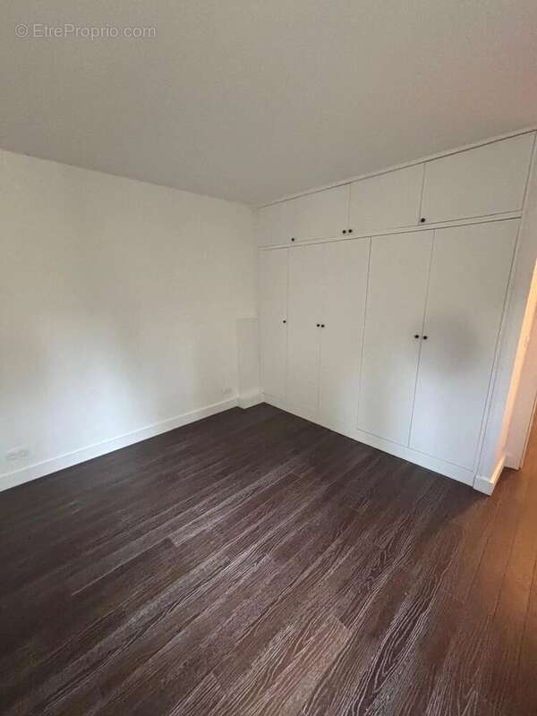 Appartement à SAINT-MAUR-DES-FOSSES