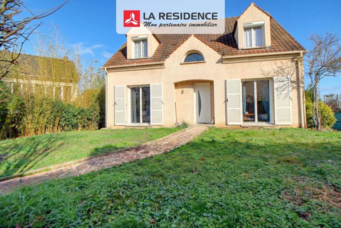 Maison à VERNEUIL-SUR-SEINE