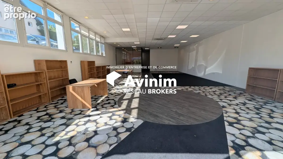 Commerce 278 m² à vendre à Quintal (74600) - photo 6