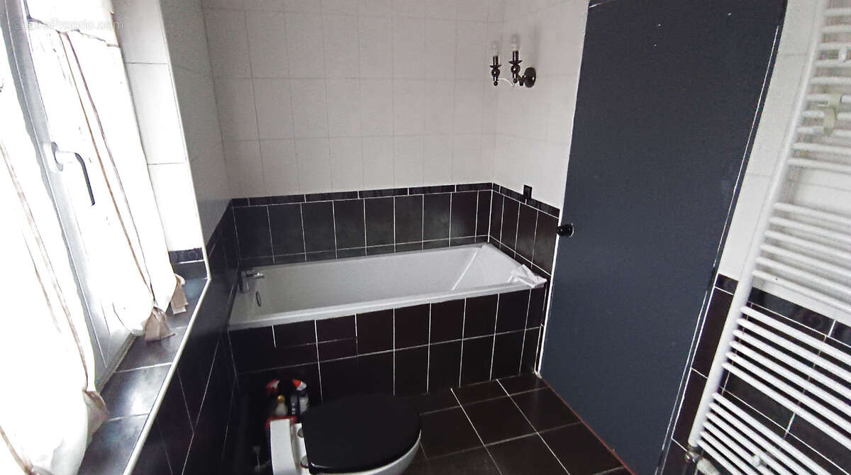 Maison à MONTIGNY-EN-GOHELLE