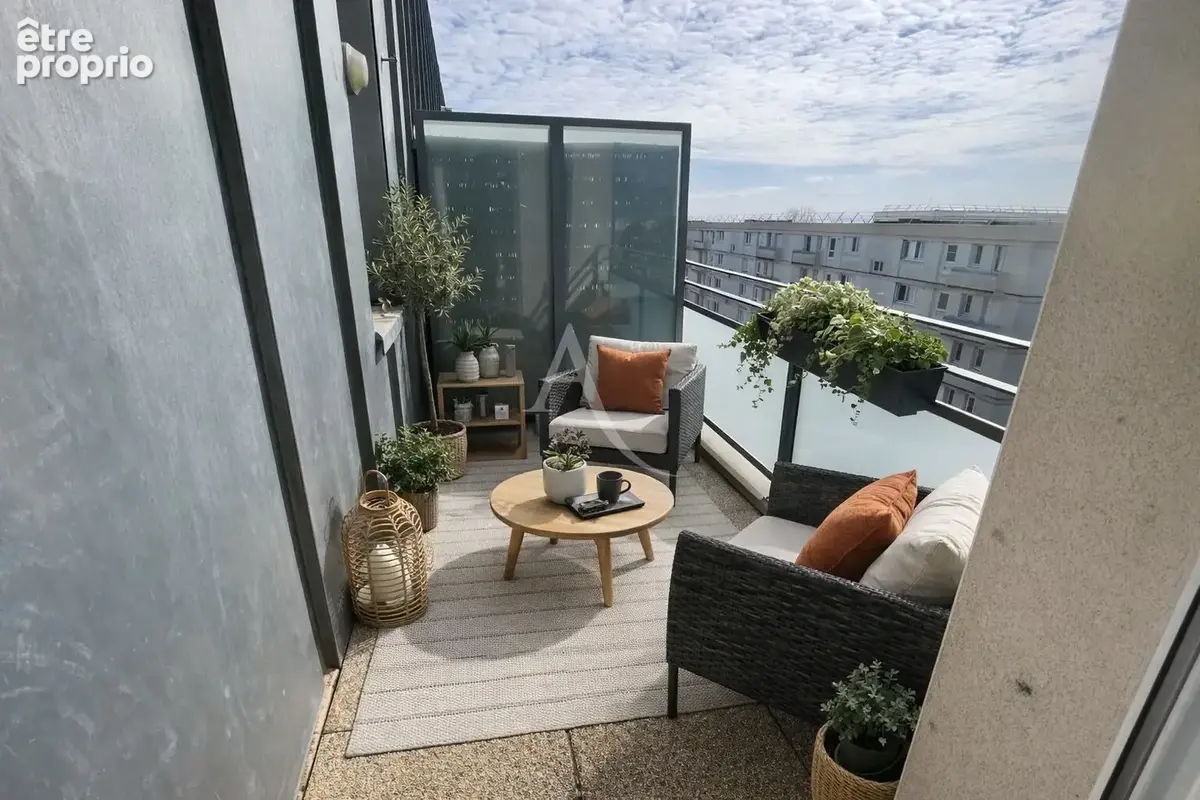 Appartement dernier étage Trois Pièces + Terrasse + Garage - photo 10