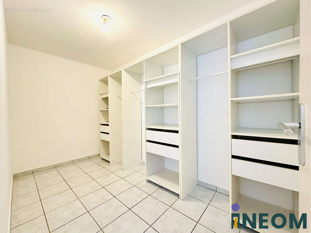 Appartement à SAINTE-SUZANNE