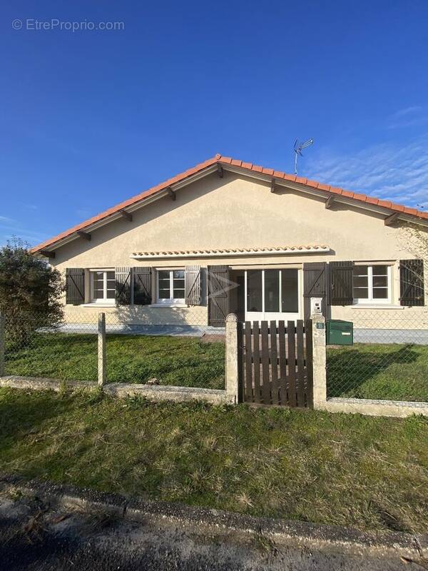 Maison à LABOUHEYRE