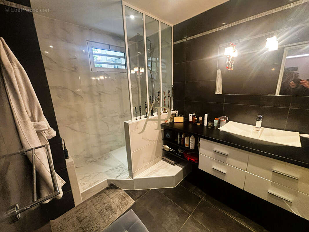 Appartement à SAINT-GERMAIN-EN-LAYE