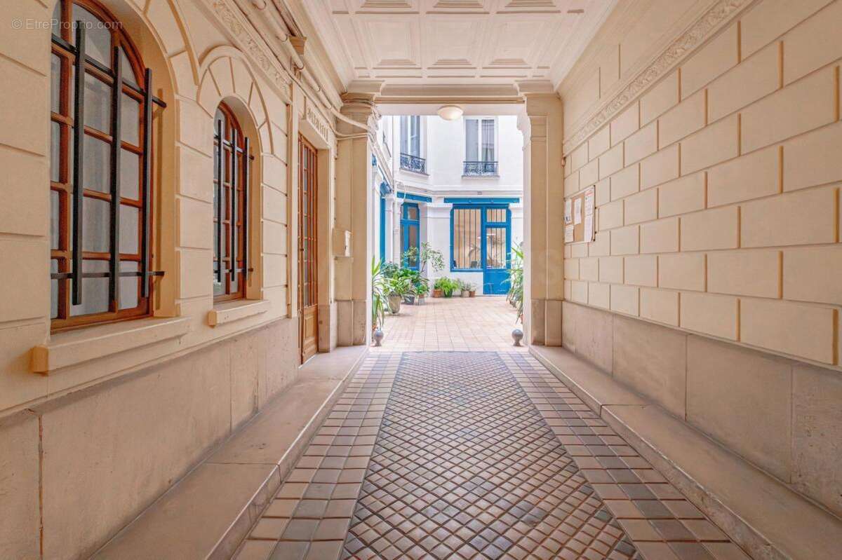 Appartement à PARIS-3E