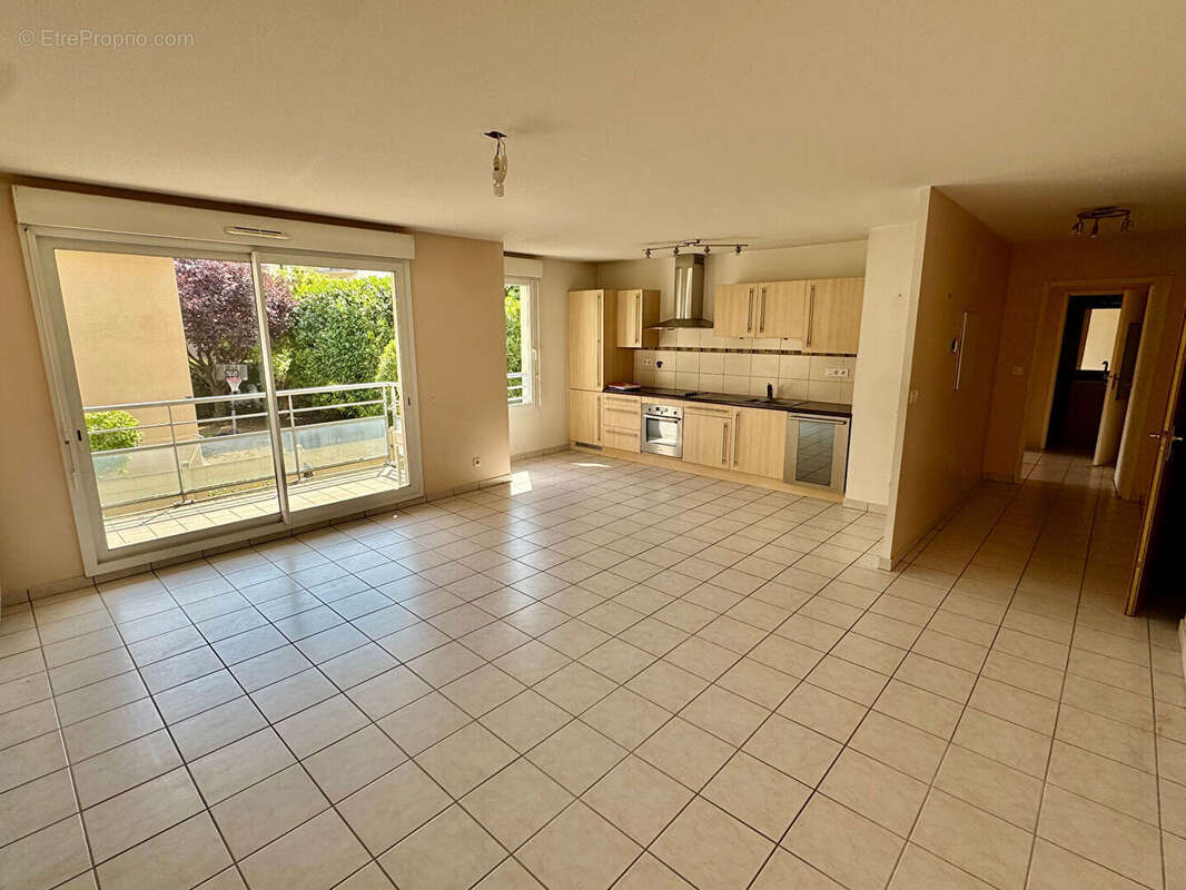 CLERMONT-FERRAND / Secteur La Glacière appartement à vendre T3 avec Garage et Terrasse ! - photo 2