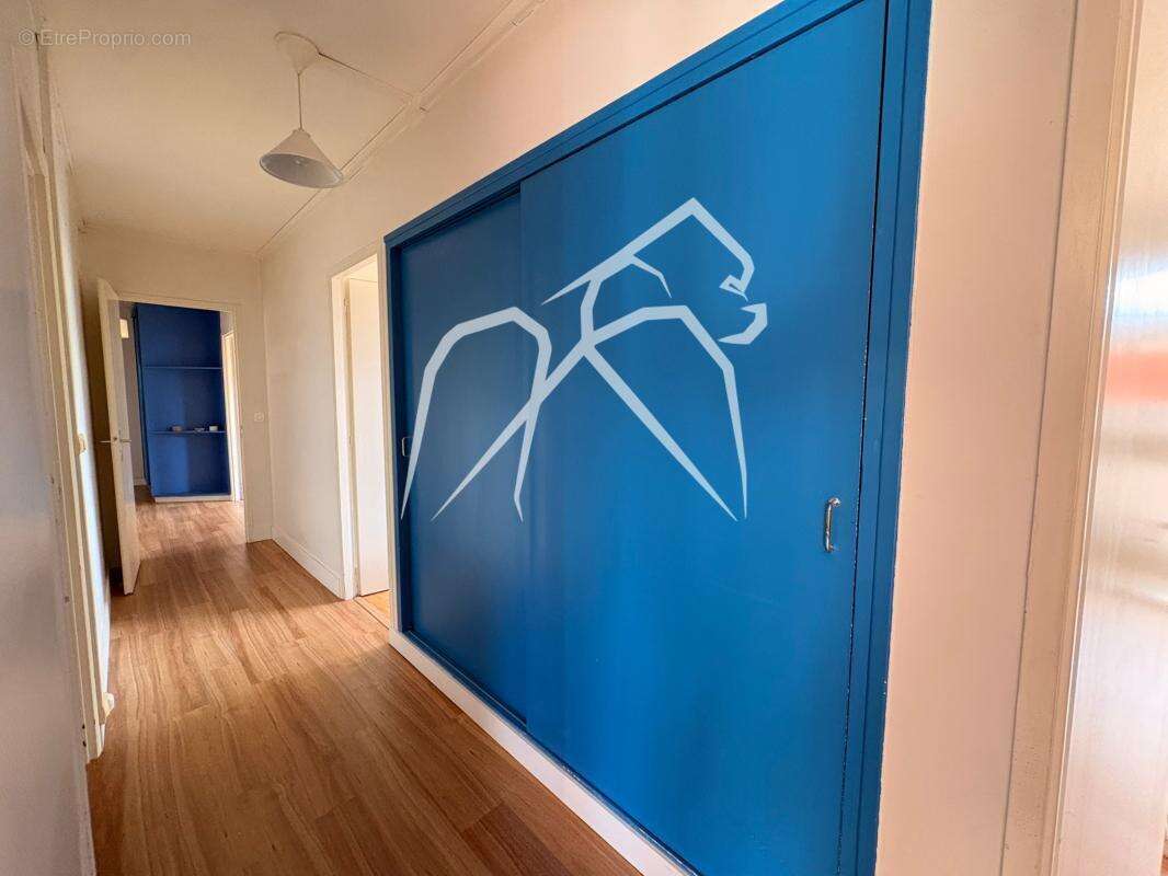 Appartement à MONT-SAINT-AIGNAN