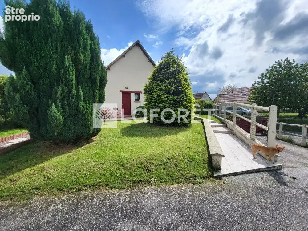 Maison La Haye Du Theil 5 pièce(s) 118 m2 - photo 14