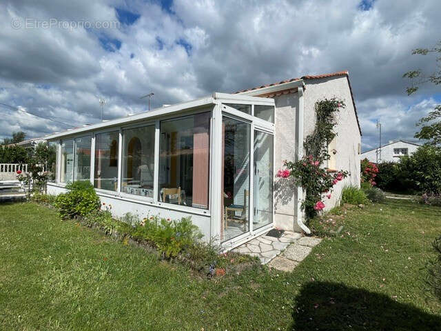 Proximité Croix-de-Vie, St Hilaire et Centre Commercial - photo 4