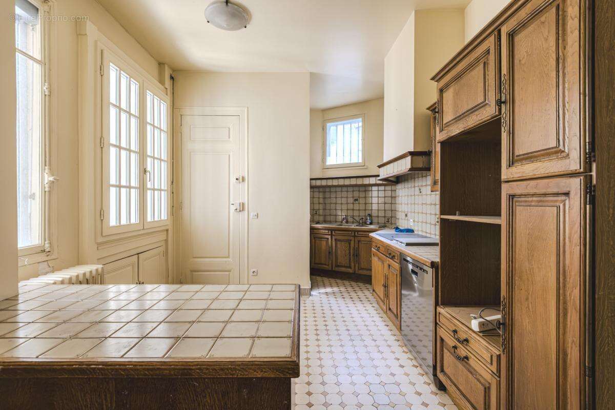 Appartement - 197 m² - Reims (51) - photo 6