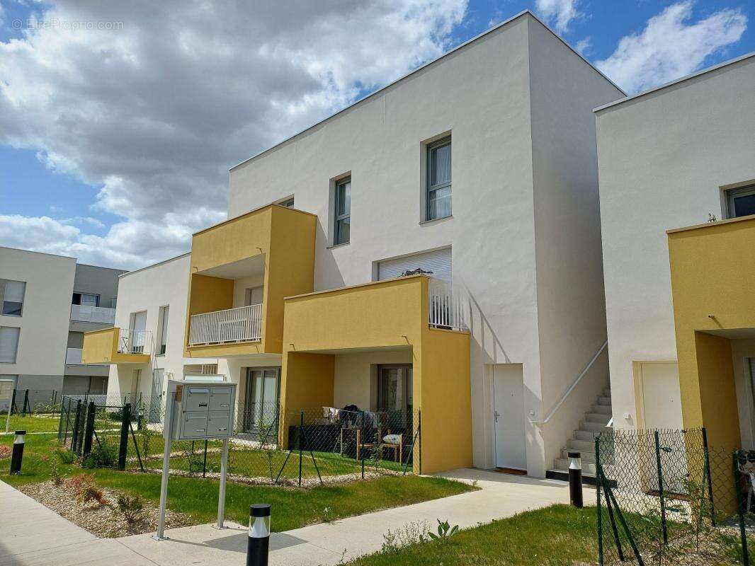 Appartement à LA CHAPELLE-DES-FOUGERETZ