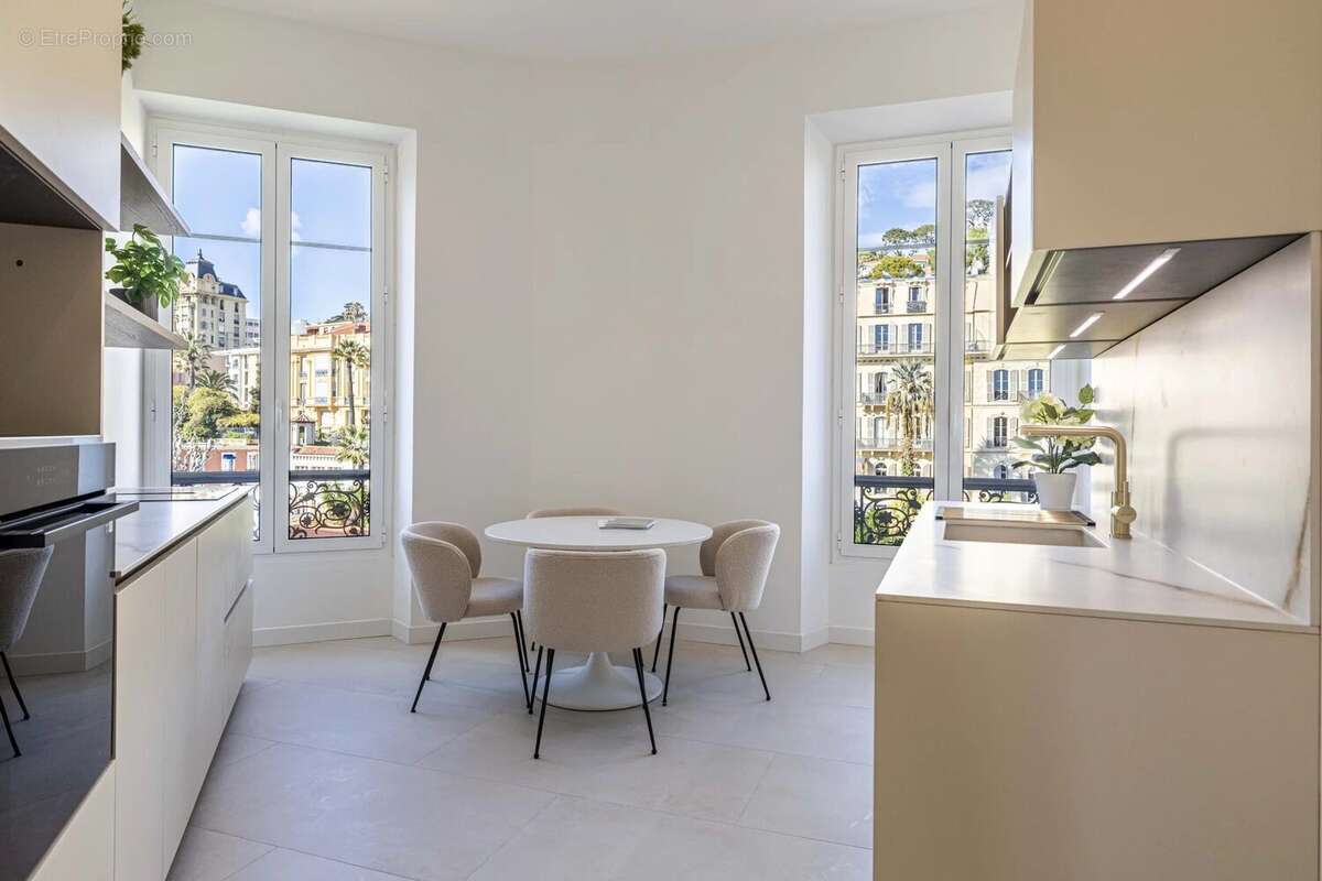 Appartement à NICE