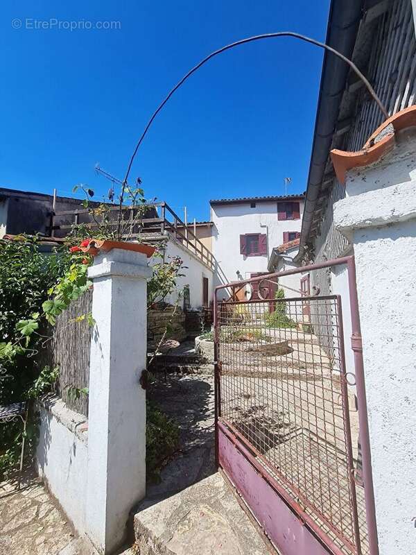 Maison à ARTIGAT