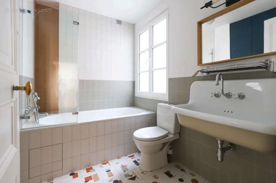 Appartement à PARIS-7E